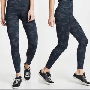 SPANX Look At Me Now Leggings